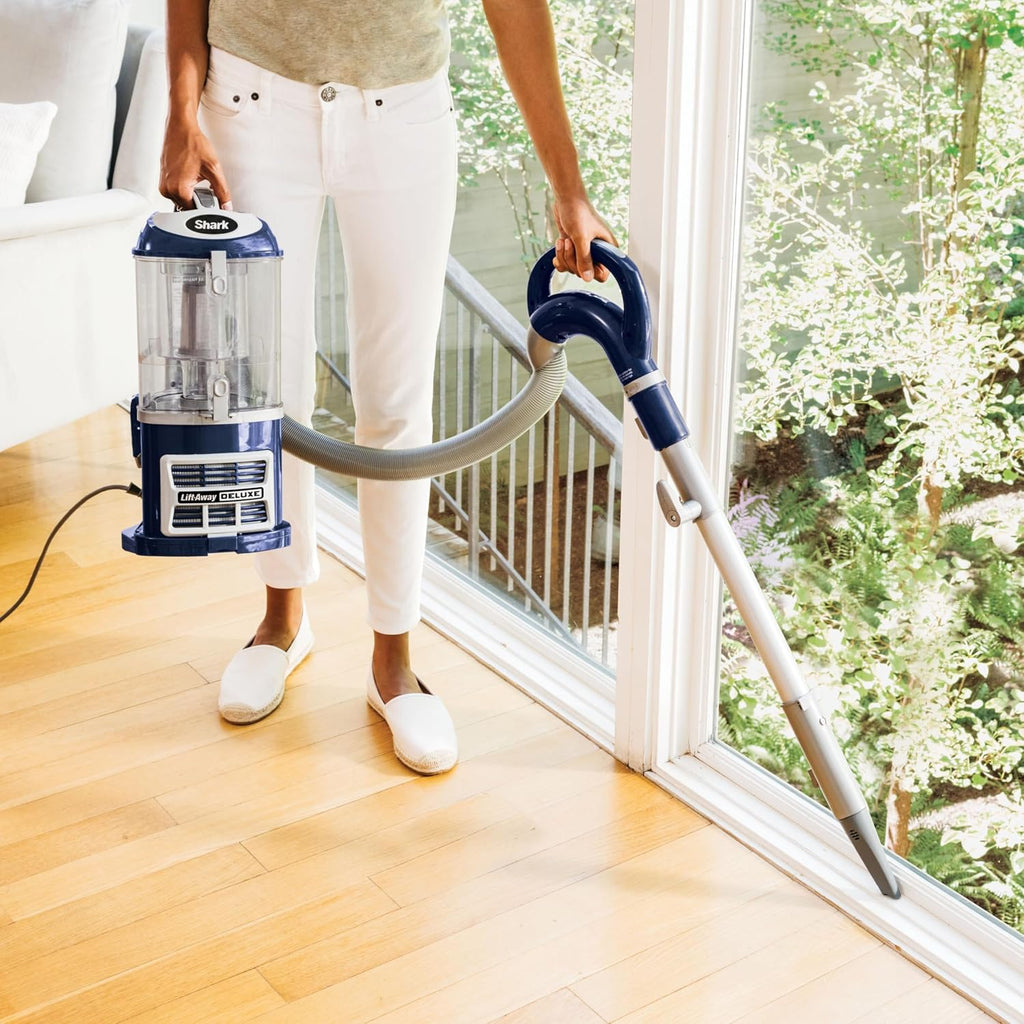 Shark  Upright Vacuum Navigator Lift-Away Deluxe  (Refurbished)