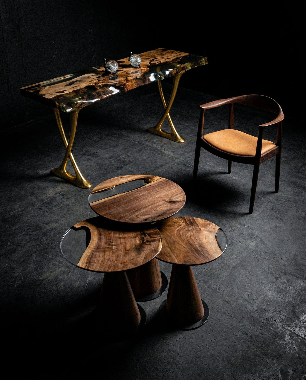 Mushroom Side & End table Made of Walnut and Epoxy Resin